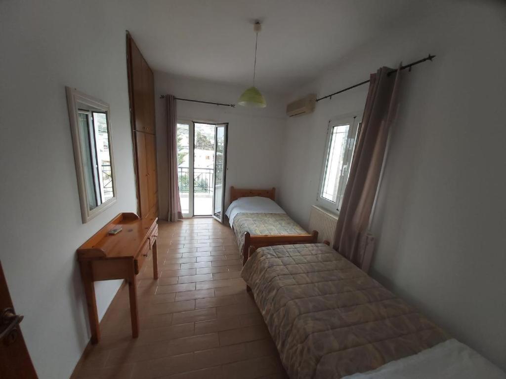 Bodikos Apartments Pitsidia Esterno foto